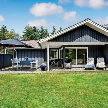 Cozy In Blavand With Kitchen Holiday home Ho